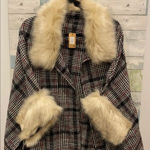 Faux fur plaid cape